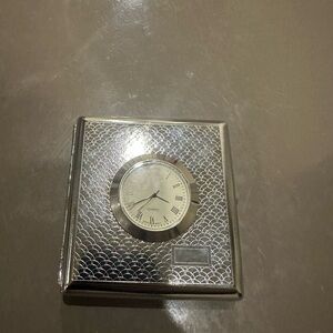 Haojue Silver Cigarette Case with clock